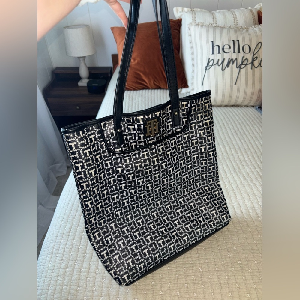 Tommy Hilfiger Monogram Black and White Tote